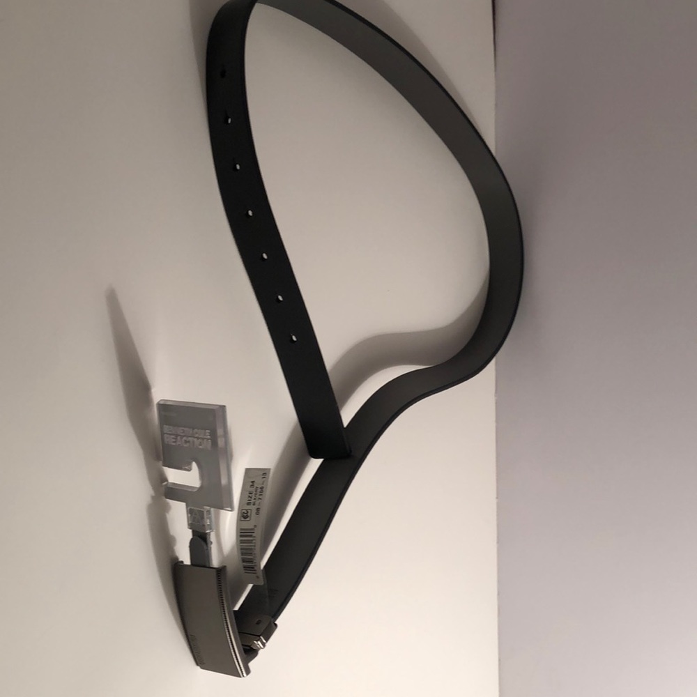 Kenneth Cole Reversible belt